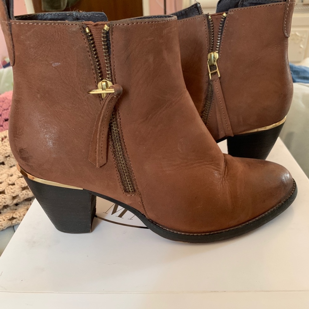Steve Madden Brown Booties